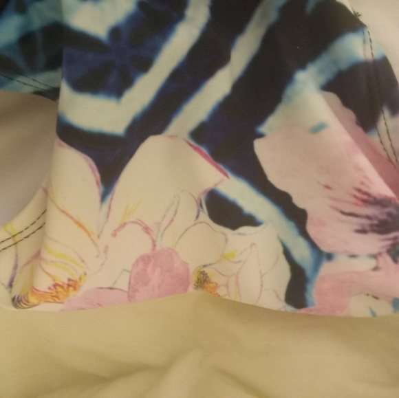 Lik-new, Sexy cut-out swimsuit size10 - Picture 7 of 8